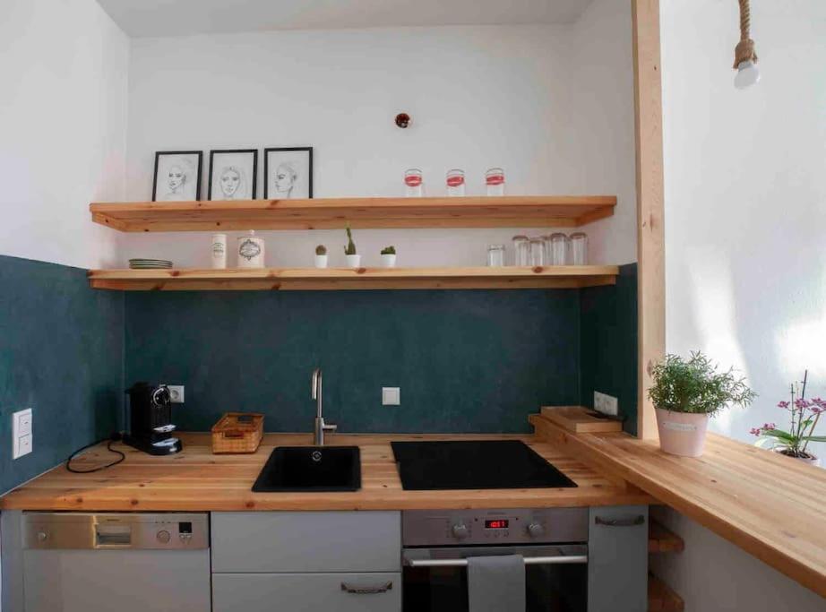 City Apartment *